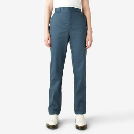 Women's Relaxed Fit Cropped Cargo Pants