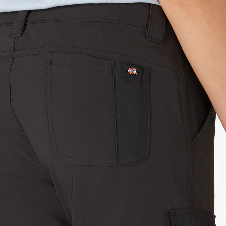 Women's Cooling Slim Fit Cargo Shorts, 10"